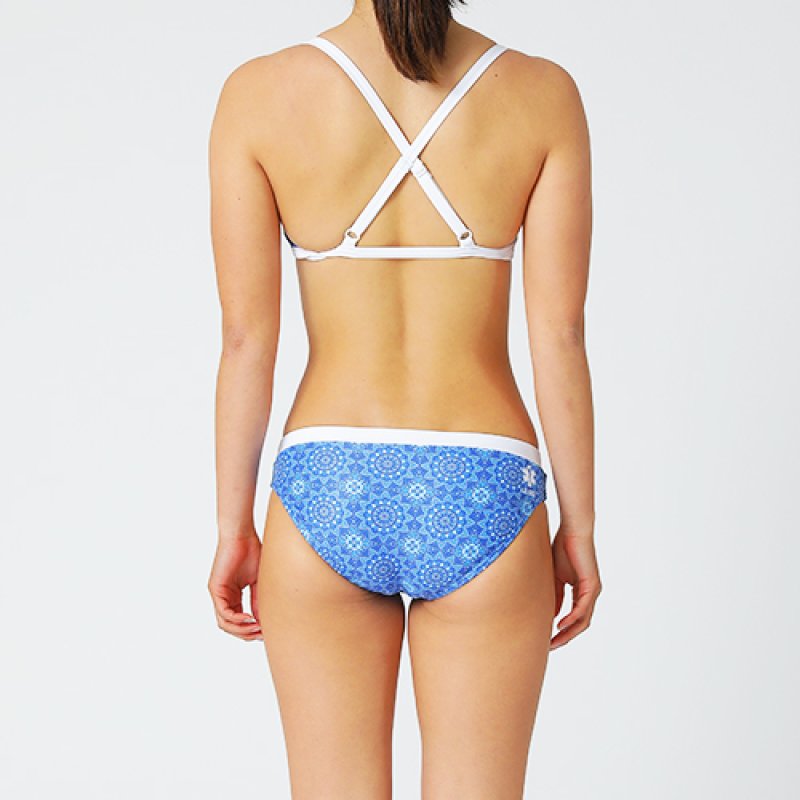 画像3: TYR (ティア) × GUARD / ボタニカルデザイン(ビキニ) 競泳 水着 レディース (3)