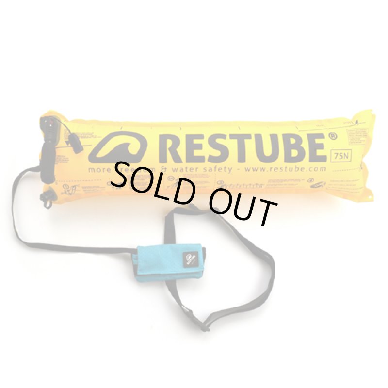 画像1: 競技スイム向け【超小型・超軽量】膨張式緊急浮力体  RESTUBE ACTIVE レスチューブアクティブ (1)