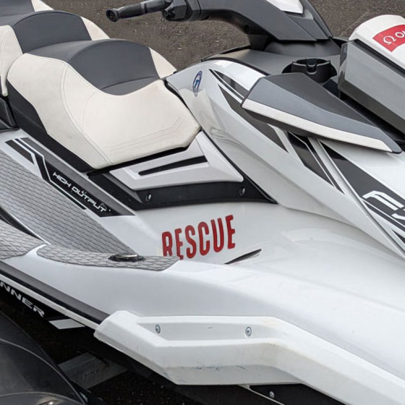 画像3: 特大サイズ RESCUE 透明ステッカー 35.5cm×10cm|RED (3)