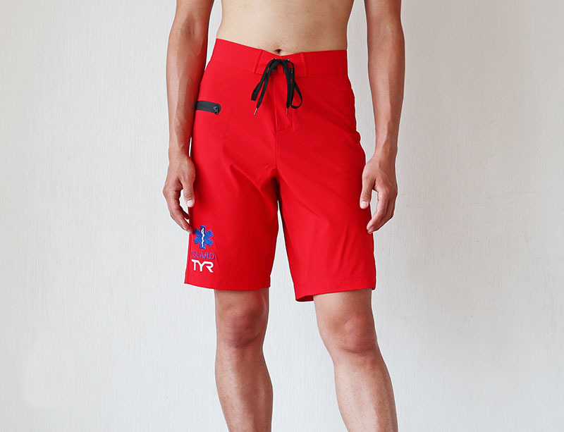 GUARD×TYR HYBRID TRUNKS ライフガード サーフパンツGUARD×TYR HYBRID TRUNKS ライフガード サーフパンツ着用前身